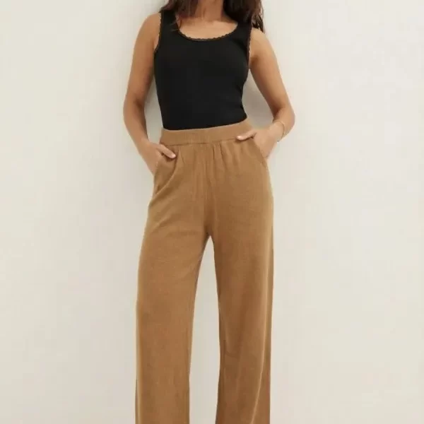 Pantalón Milán Camel Articulo 04 Pantalón Milán Camel Articulo 04